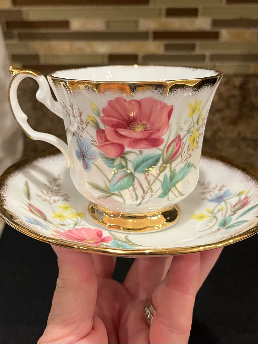 Vintage Elizabethan Pink Floral Gold-Trim Fine Bone China Tea Cup and Saucer